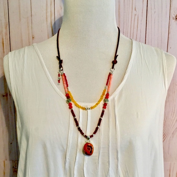 Shades of Pink Gemstone Beaded Leather Necklace - Picture 2 of 8